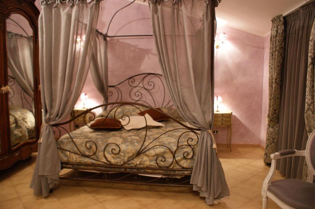 Hotel La Petite Maison Виареджо Стая снимка