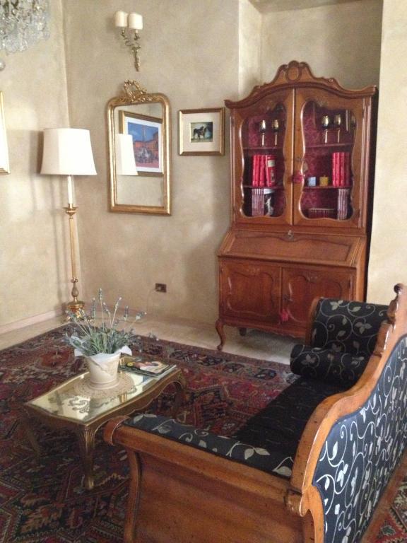 Hotel La Petite Maison Виареджо Екстериор снимка
