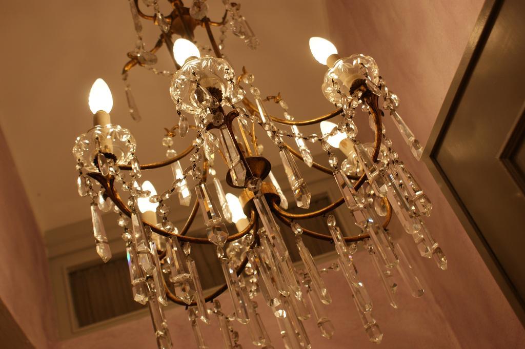Hotel La Petite Maison Виареджо Екстериор снимка